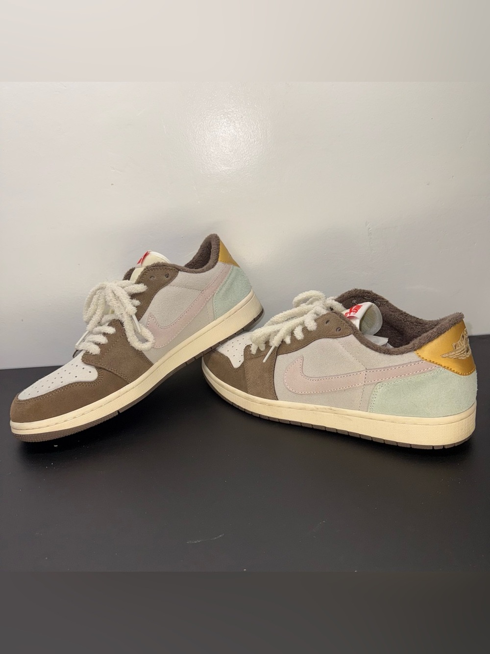 Jordan Low-Top Sneakers in Brown, Pink & Mint with Yellow Heel Accent size 13